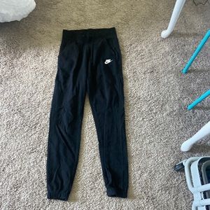 nike jogger sweatpants
